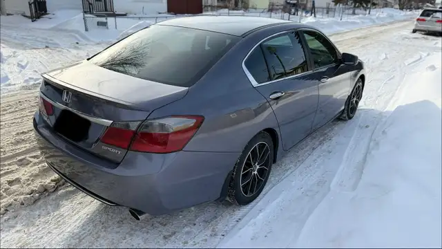 2013 Honda Accord Sport 2.4L 167,000km - Photo 3
