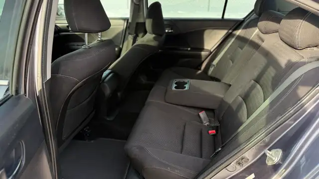 2013 Honda Accord Sport 2.4L 167,000km - Photo 9