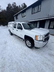 2011 Chevrolet Silverado 2500HD LT 8 FT BOX WITH CAP - 4x4 - CER - Photo 2