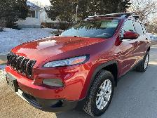 2015 Jeep Cherokee 3.2L V6 AWD For Sale.