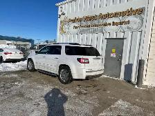 2016 GMC Acadia Denali AWD - 7 Passenger - Photo 7