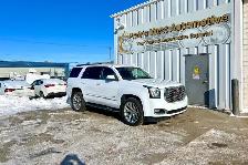 2019 GMC Yukon Denali AWD - Photo 2