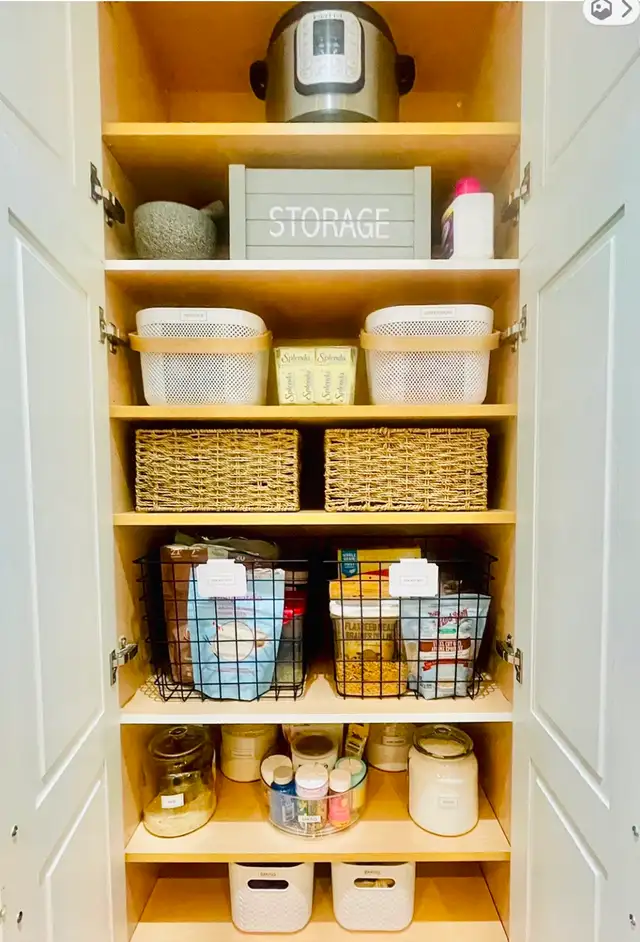 Hire us to Organize/declutter/downsize your home! - Photo 10