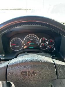 2003 GMC Envoy - Photo 7