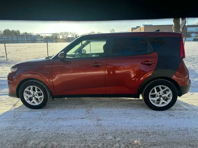 2020 Kia Soul 2.0L FWD For Sale. - Photo 3