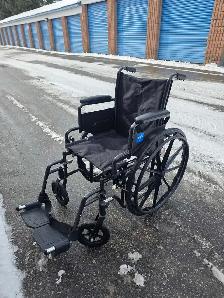 Medline Wheelchair - 16' seat - Great condition - FREE Delivery