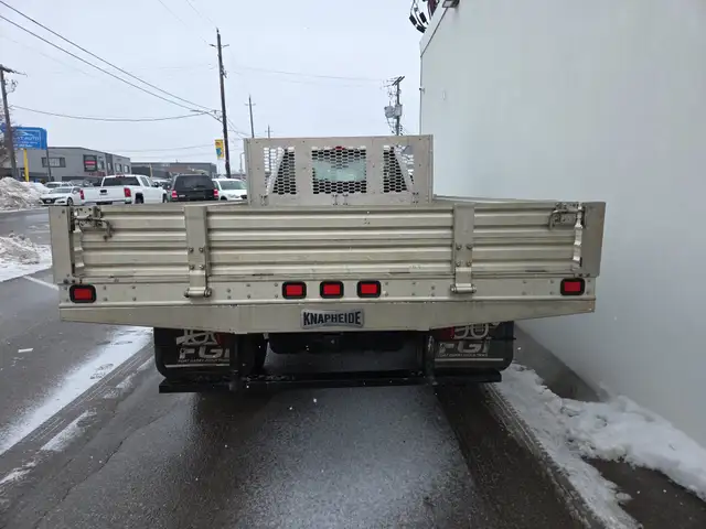 2021 Ford Super Duty F-350 DRW 4WD REGULAR CAB-12.5 FT FLAT DECK - Photo 6