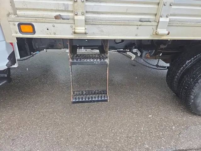 2021 Ford Super Duty F-350 DRW 4WD REGULAR CAB-12.5 FT FLAT DECK - Photo 10