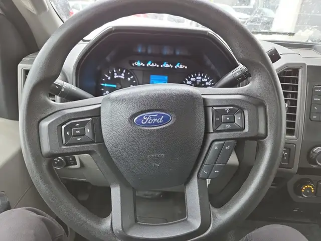 2021 Ford Super Duty F-350 DRW 4WD REGULAR CAB-12.5 FT FLAT DECK - Photo 14