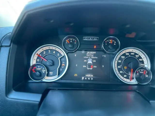 2018 RAM 1500 LARAMIE – 3.0L ECO DIESEL – 4WD - Photo 18