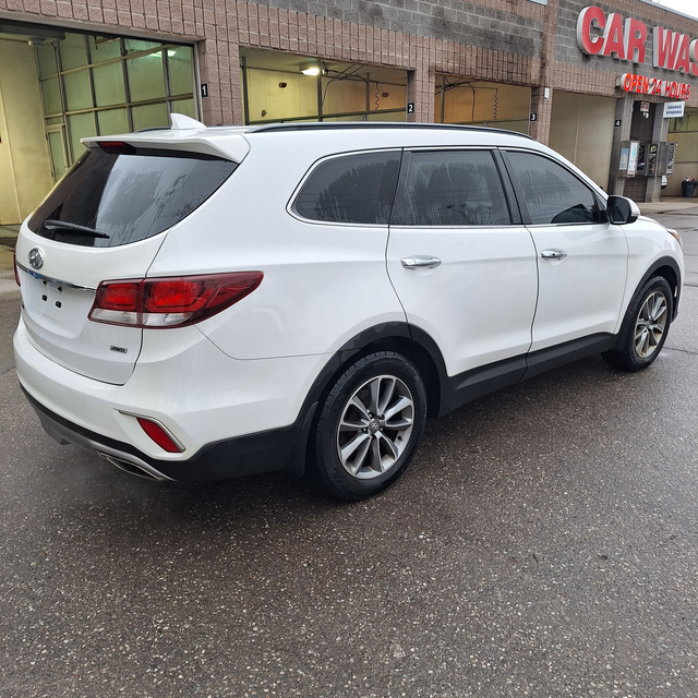 2019 Hyundai Santa Fe XL Preferred, 3.3L V6, No Accidents, One O - Photo 9