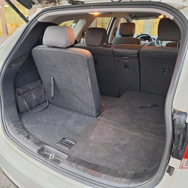 2019 Hyundai Santa Fe XL Preferred, 3.3L V6, No Accidents, One O - Photo 18