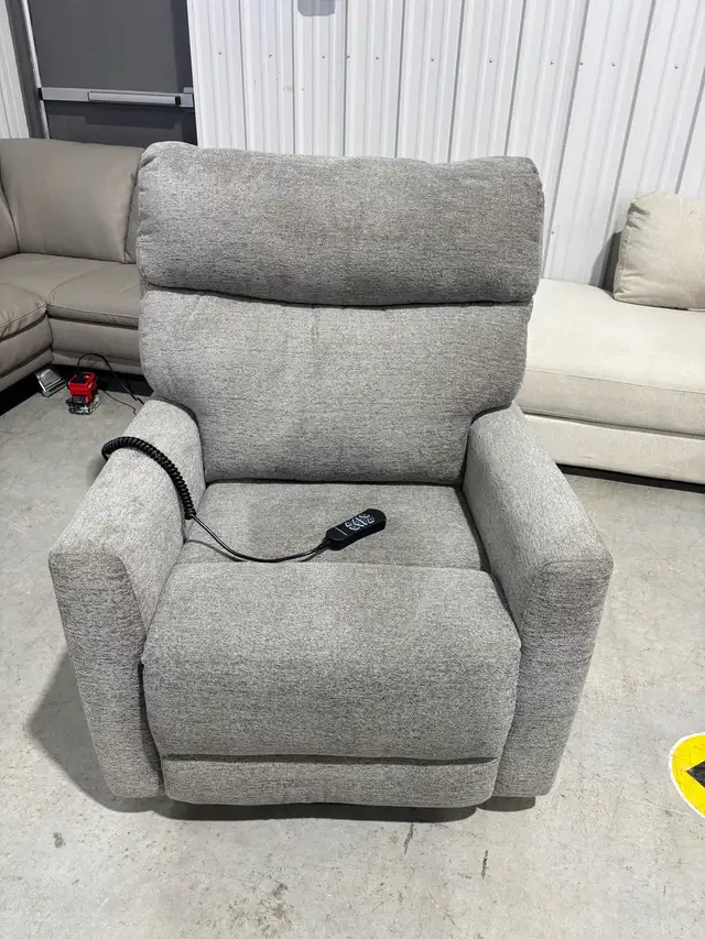 Stearns & Foster power lift chair