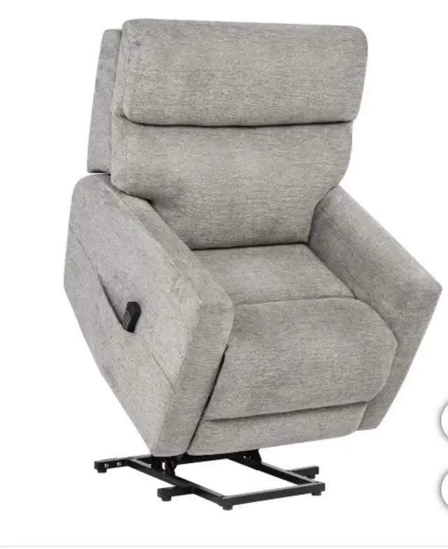 Stearns & Foster power lift chair - Photo 5