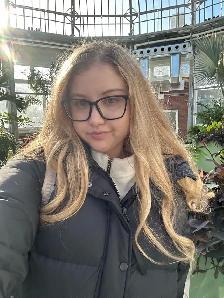 experienced receptionist (LOOKING FOR A JOB)