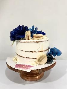 Seminaked cake, Floral cakes for any occasion