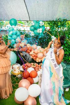 Professional Photographer - Photo 8