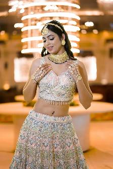 Professional Photographer - Photo 9