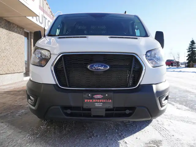 2024 Ford Transit Cargo Van T-250 148 RARE AWD CARGO VAN, LOW KM - Photo 6