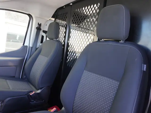 2024 Ford Transit Cargo Van T-250 148 RARE AWD CARGO VAN, LOW KM - Photo 19