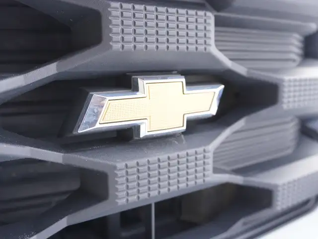 2024 Chevrolet Silverado 1500 2WD Reg Cab 140 Work Truck, VERY L - Photo 37