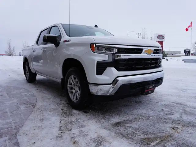 2023 Chevrolet Silverado 1500 LT2 Z71 OFF RD 4X4, 5.3L V8 LOADED - Photo 9