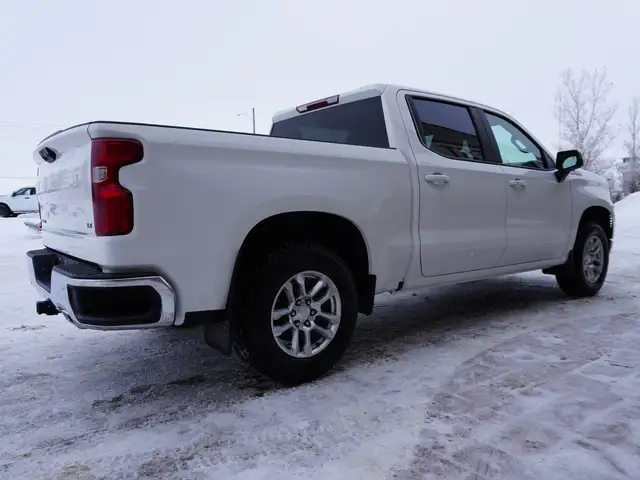 2023 Chevrolet Silverado 1500 LT2 Z71 OFF RD 4X4, 5.3L V8 LOADED - Photo 11