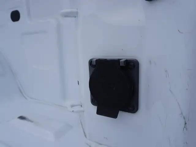 2023 Chevrolet Silverado 1500 LT2 Z71 OFF RD 4X4, 5.3L V8 LOADED - Photo 18