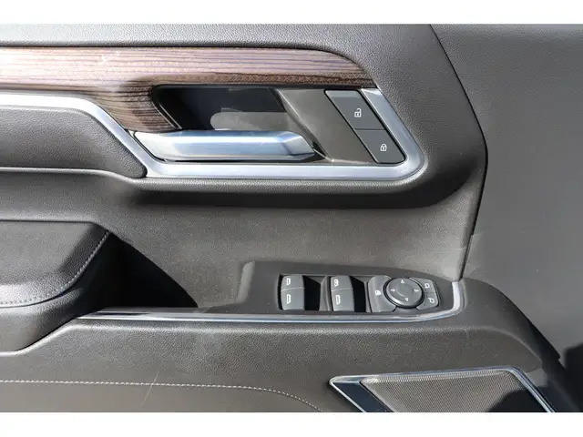 2023 Chevrolet Silverado 1500 LT2 Z71 OFF RD 4X4, 5.3L V8 LOADED - Photo 22
