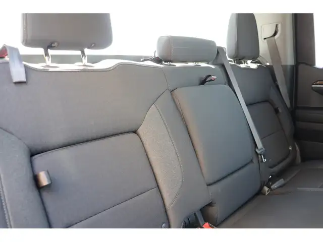 2023 Chevrolet Silverado 1500 LT2 Z71 OFF RD 4X4, 5.3L V8 LOADED - Photo 35