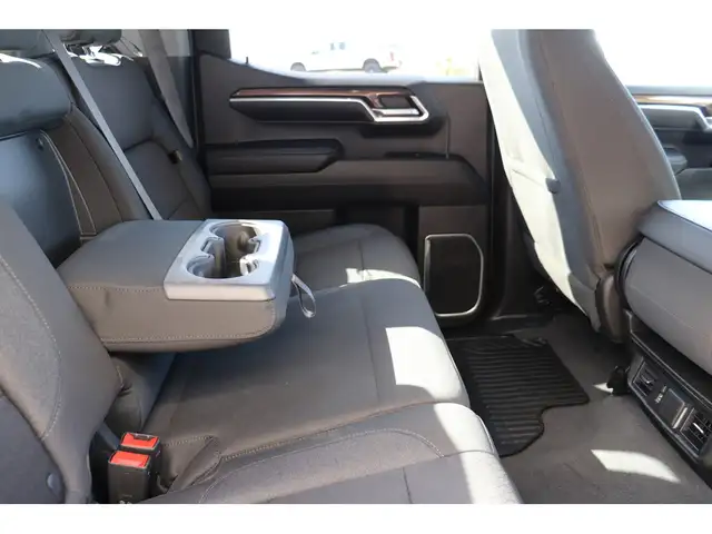 2023 Chevrolet Silverado 1500 LT2 Z71 OFF RD 4X4, 5.3L V8 LOADED - Photo 36