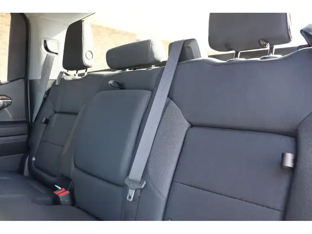 2023 Chevrolet Silverado 1500 LT2 Z71 OFF RD 4X4, 5.3L V8 LOADED - Photo 39