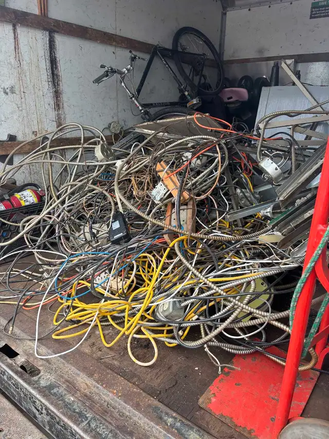 Free srap metal pick up! - Photo 6