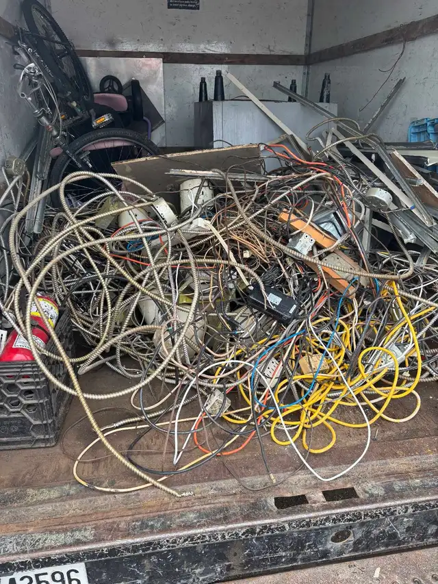 Free srap metal pick up! - Photo 8