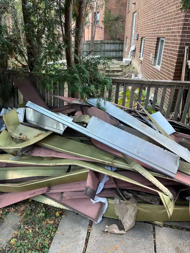 Free srap metal pick up! - Photo 10