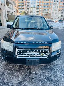 2010 Land Rover LR2 HSE ( LOW KM )
