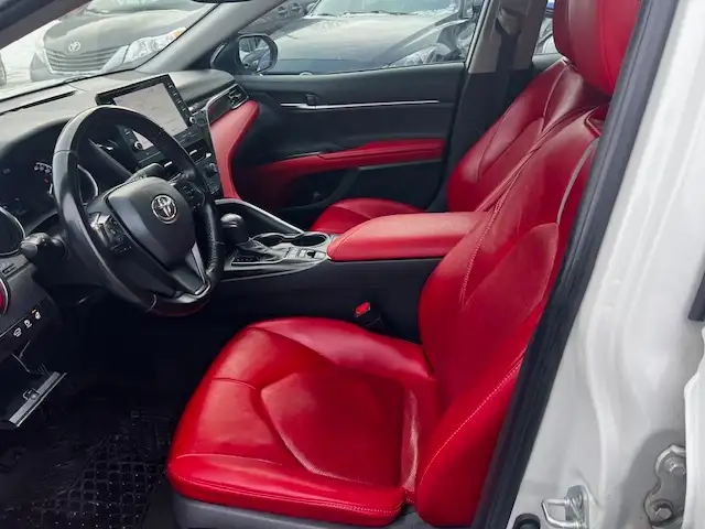 2021 Toyota Camry Hybrid XSE Auto - Photo 10