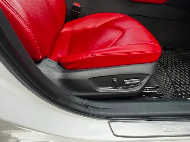 2021 Toyota Camry Hybrid XSE Auto - Photo 20