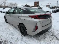 2020 TOYOTA PRIUS PRIME UPGRADE AUTO - Photo 4