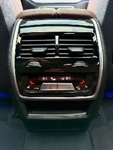 2021 BMW X6 xDrive40i - Photo 9