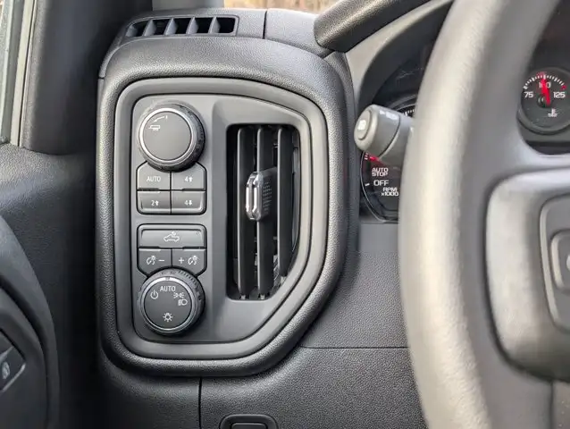 2026 Chevrolet Silverado 1500 Custom Trail Boss- Trailering Pkg - Photo 18