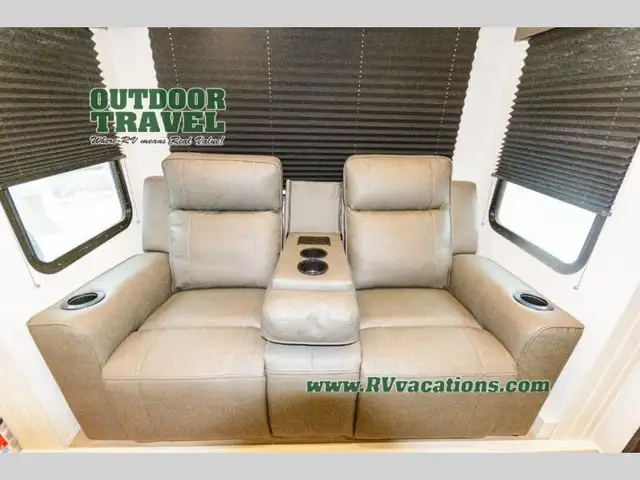 2026 Grand Design Momentum G-Class 29GS - Photo 10