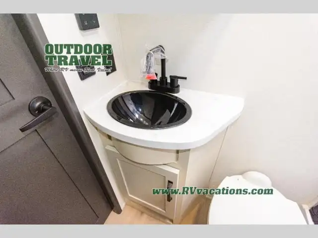 2026 Grand Design Momentum G-Class 29GS - Photo 27