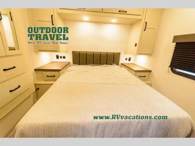 2026 Grand Design Momentum G-Class 29GS - Photo 32