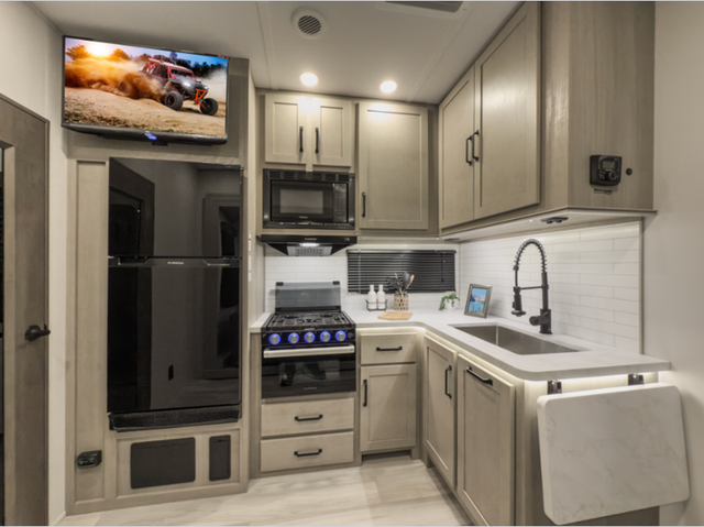 2026 Grand Design Momentum G-Class 29GS - Photo 38