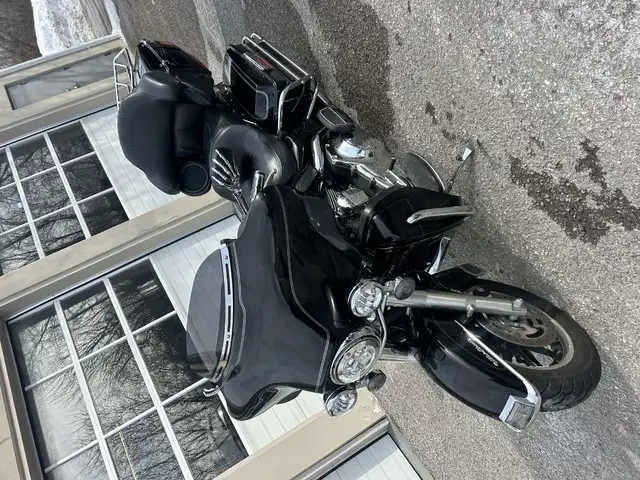 2008 Harley-Davidson FLHT Electra Glide Ultra Classic - Photo 6