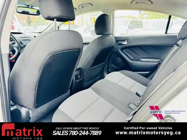 2015 KIA Forte EX - Photo 17