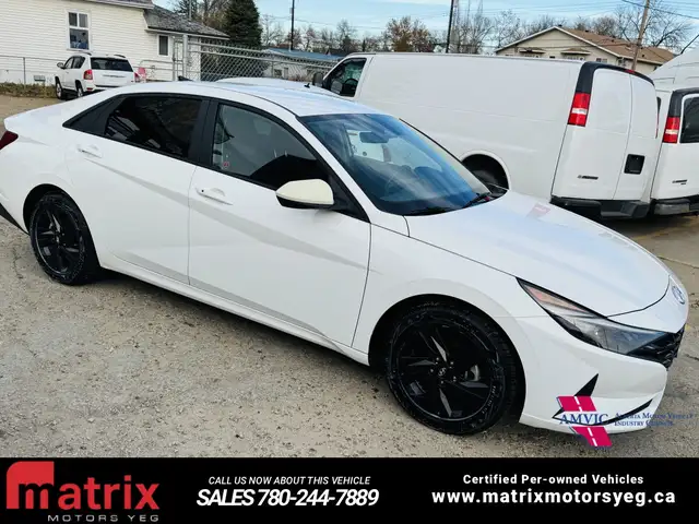 2022 Hyundai Elantra SEL - Photo 10