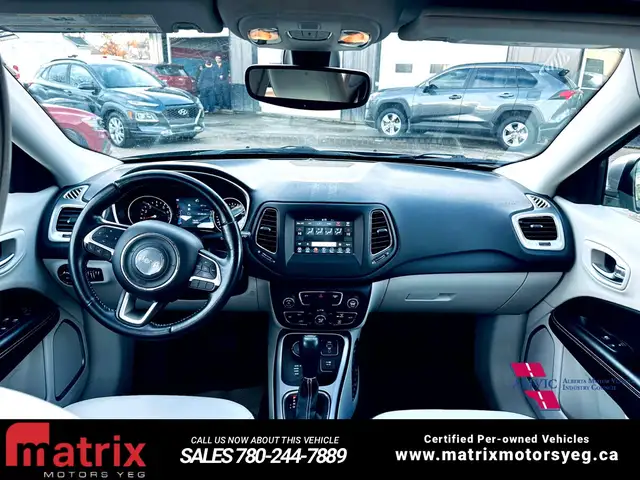 2018 Jeep Compass North 4x4 - Photo 11