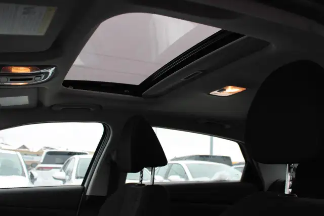 2025 Hyundai Elantra Preferred IVT w/Tech Pkg - Photo 9